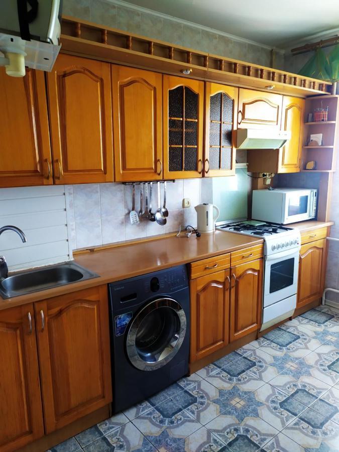 Apartmán Ильинская 3К Посуточно Почасово Sumy Exteriér fotografie